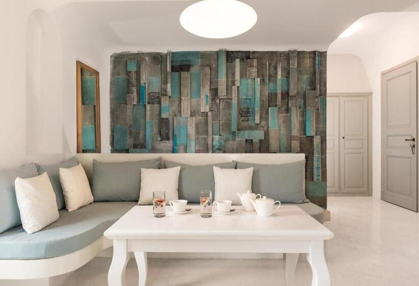 هتل Andronis Luxury Suites