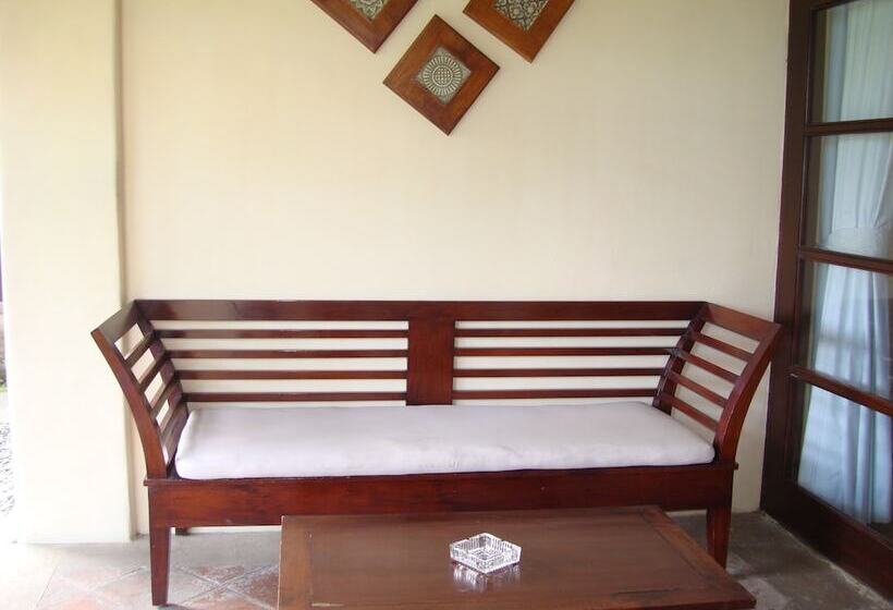 酒店 Anini Raka Resort & Spa