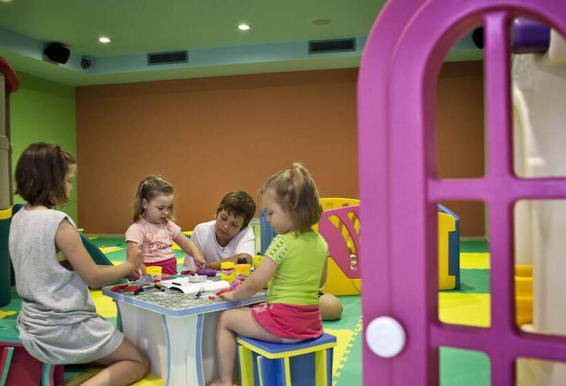 Apollonion Asterias Resort and Spa