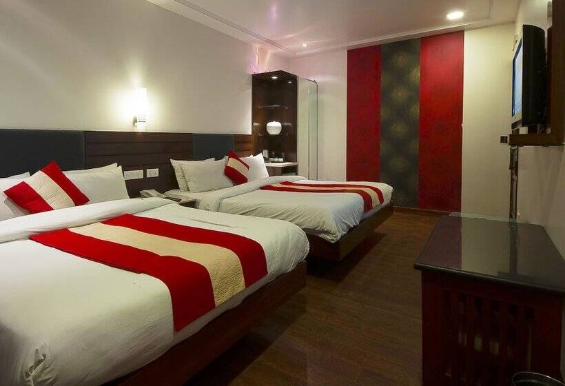 호텔 Aura New Delhi Railway Station