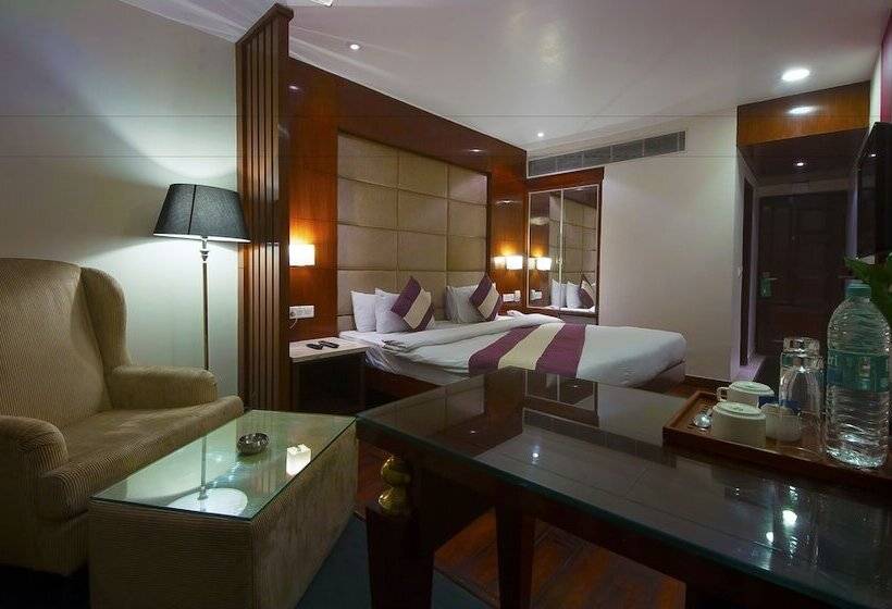 호텔 Aura New Delhi Railway Station