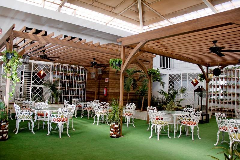 Hotel Barante Suites