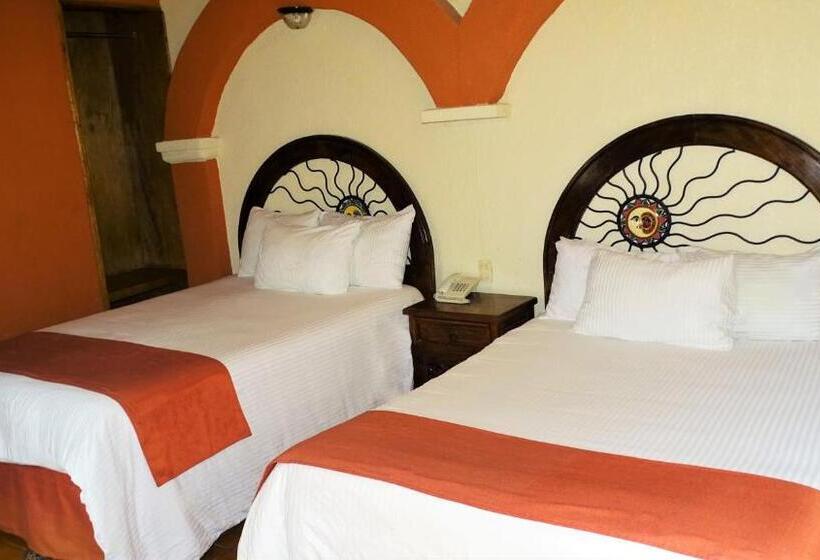 Отель Barrio Antiguo