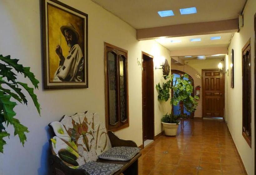 Отель Barrio Antiguo