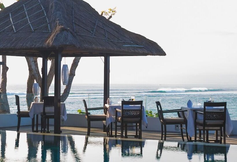 酒店 Batu Karang Lembongan Resort & Spa