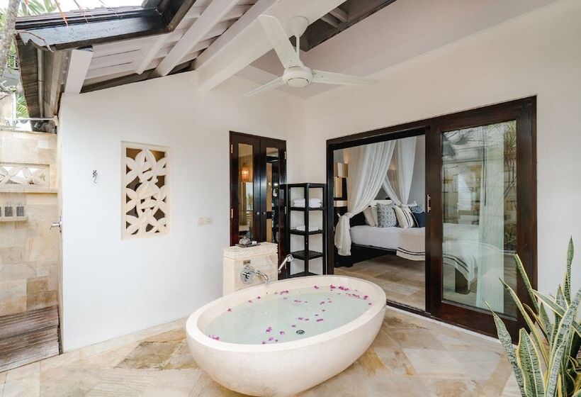 酒店 Batu Karang Lembongan Resort & Spa