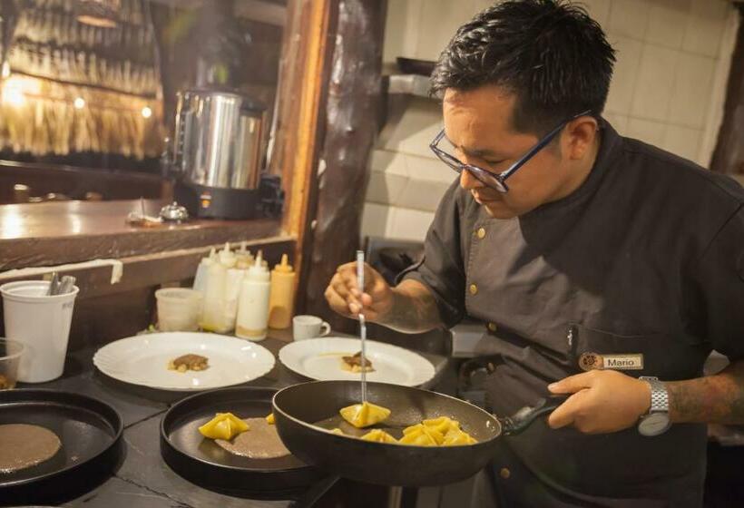 Beachfront Hotel La Palapa Adults Only