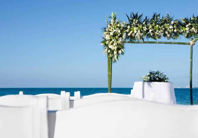 هتل Beloved Playa Mujeres  All Inclusive Adults Only