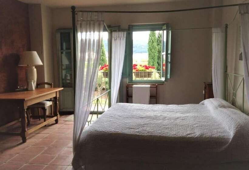 Отель Moli Canyisset