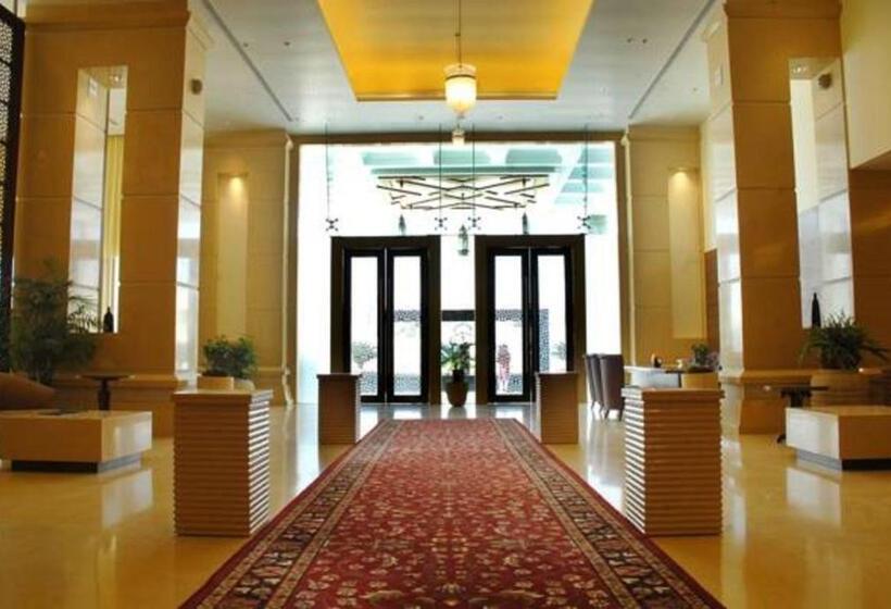 Отель Cambay Grand Kukas