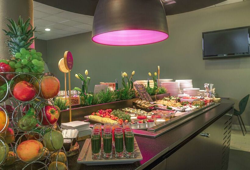 ホテル Campanile łódź