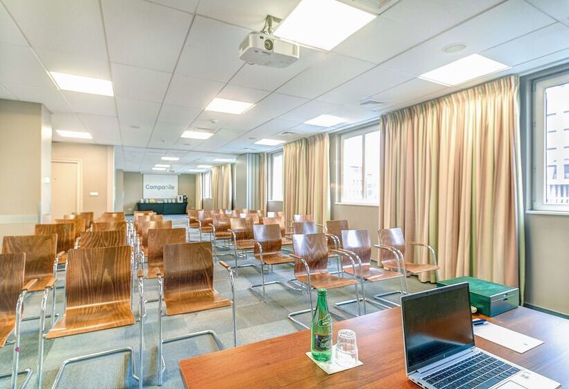 ホテル Campanile łódź