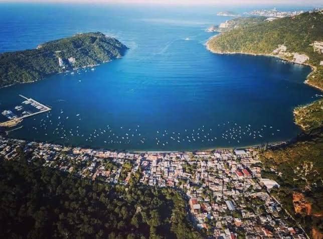 בית מלון כפרי Pacific Paradise Acapulco