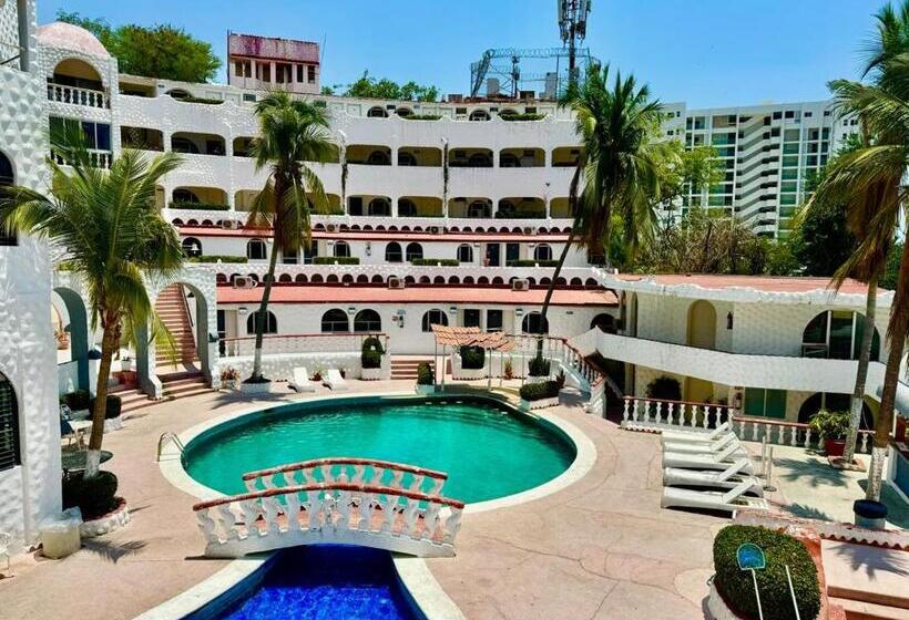 בית מלון כפרי Pacific Paradise Acapulco