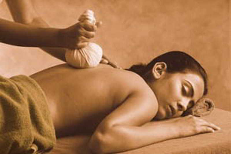 ホテル Cardamom County By Xandari