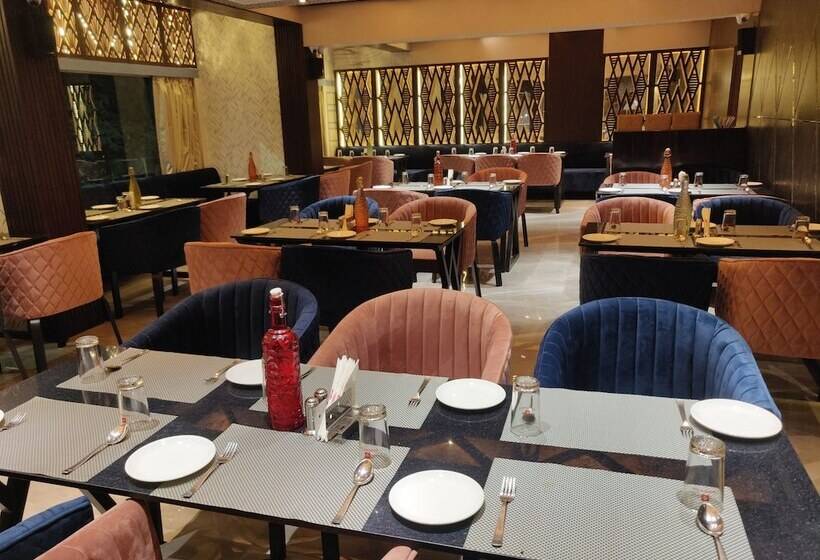 فندق Chandra Inn