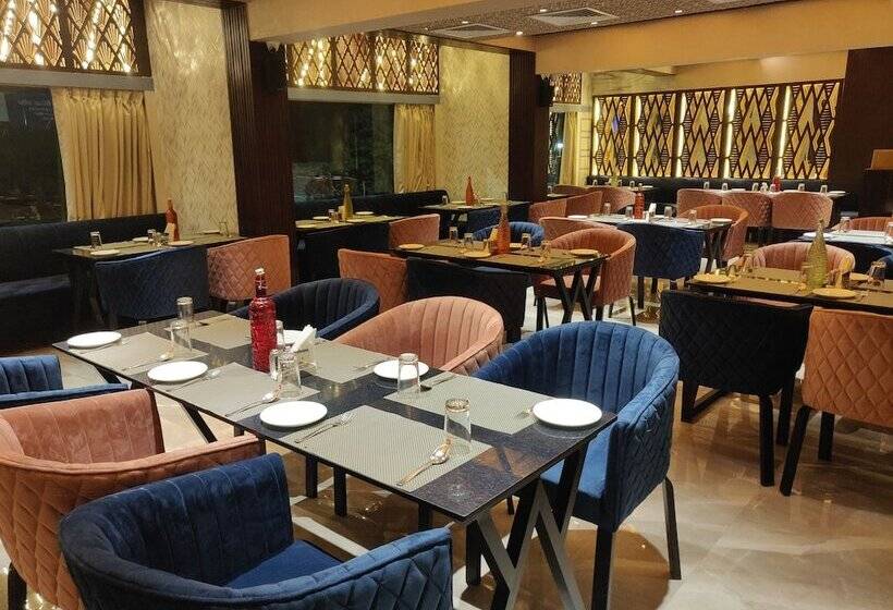 فندق Chandra Inn