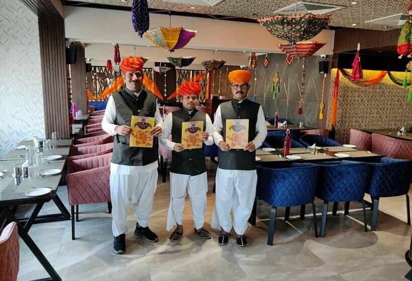 فندق Chandra Inn