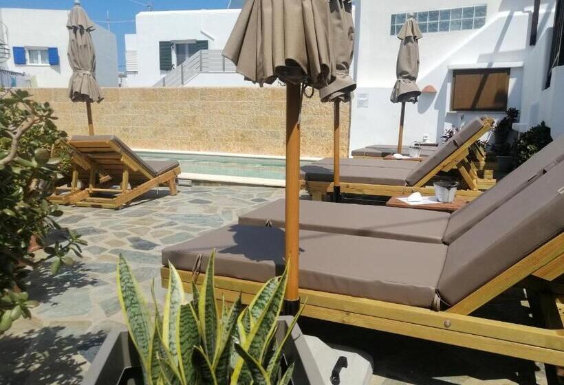 Christina Hotel, Adults Only, Heated Salt Water Pool