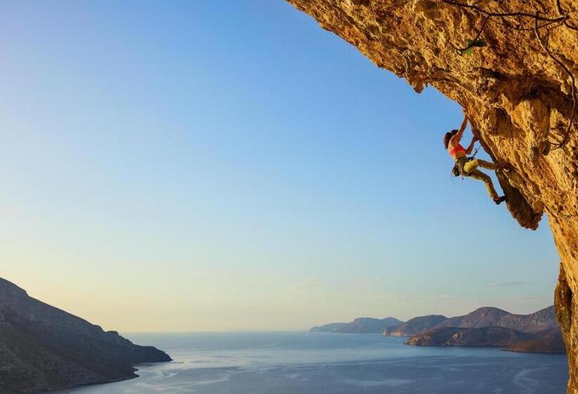 فندق Climbers Village