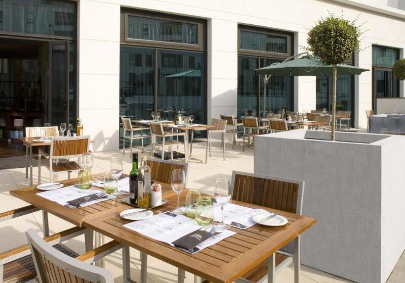 호텔 Courtyard By Marriott Paris Saint Denis