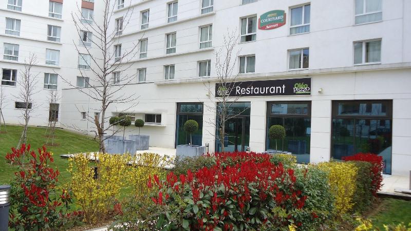호텔 Courtyard By Marriott Paris Saint Denis