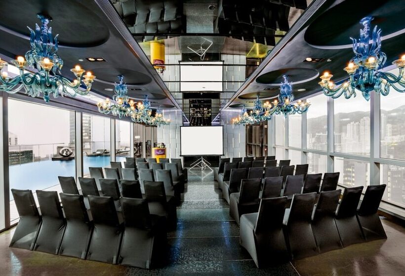 هتل Crowne Plaza Hong Kong Causeway Bay, An Ihg