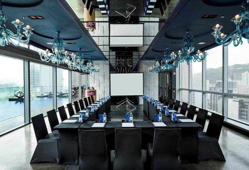 هتل Crowne Plaza Hong Kong Causeway Bay, An Ihg