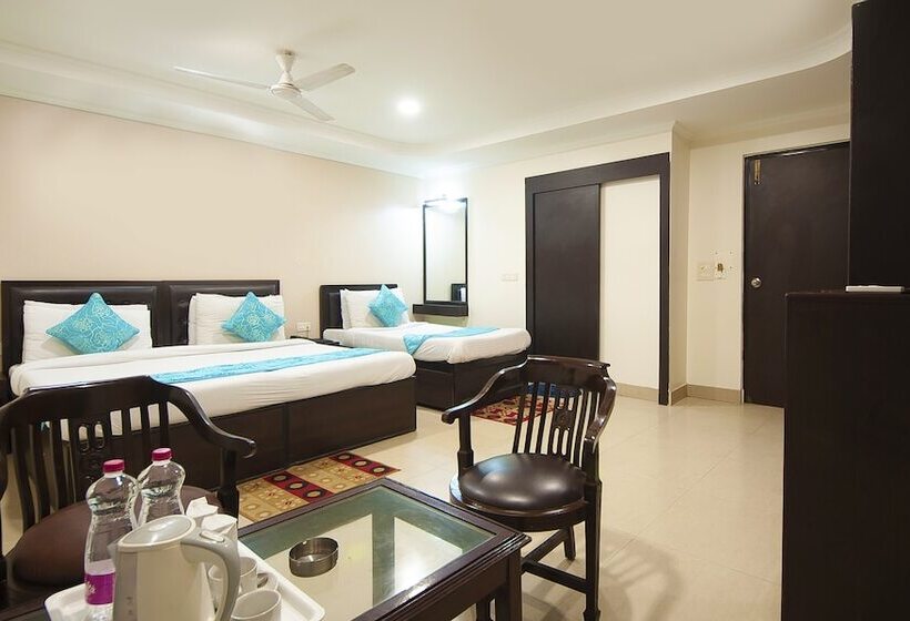 فندق Dakha International Karol Bagh, New Delhi