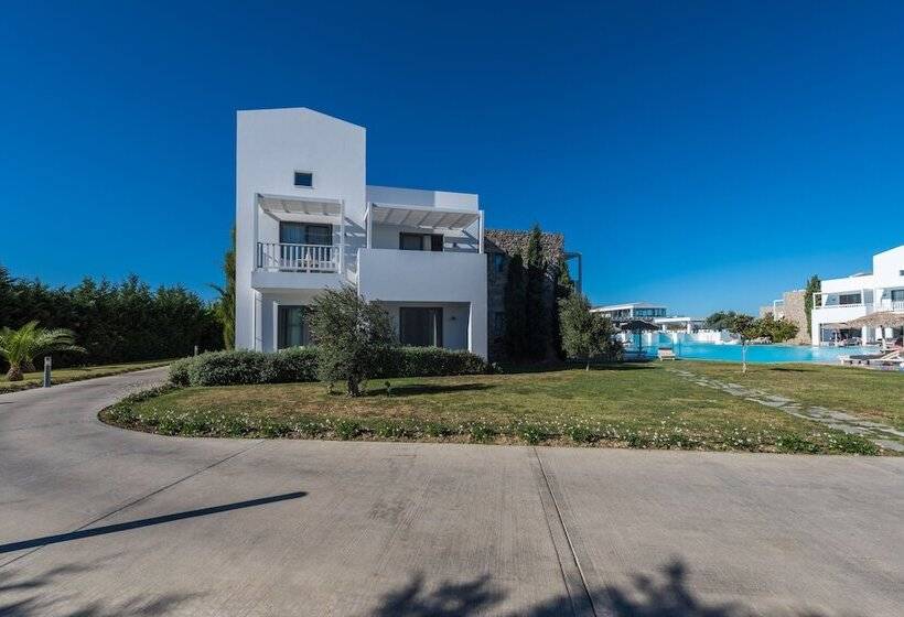 Diamond Deluxe Hotel   Adults Only