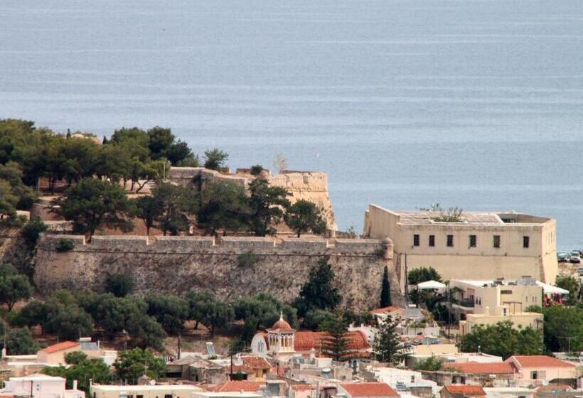 Elina Hotel Apartments