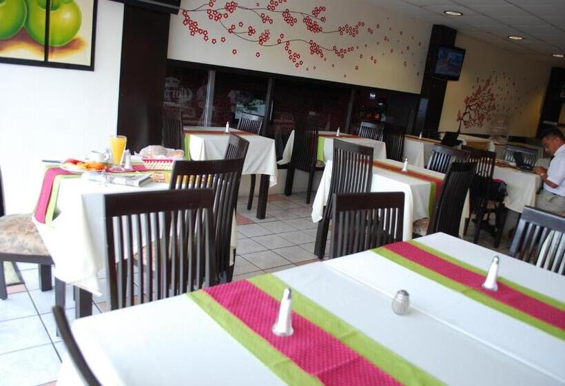 هتل Elizabeth Central