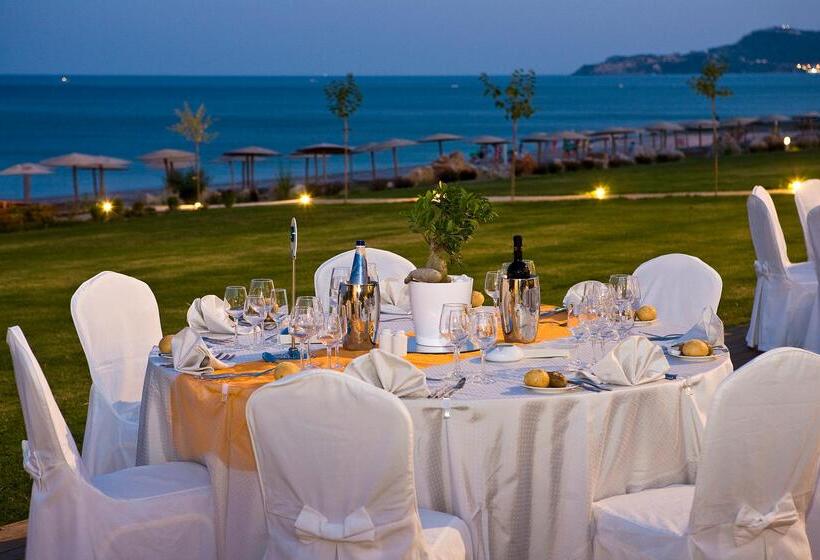 Отель Elysium Resort & Spa