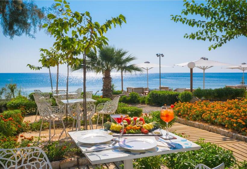 Отель Elysium Resort & Spa