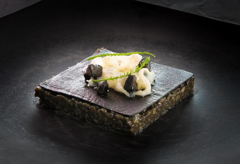 Отель Elysium Resort & Spa