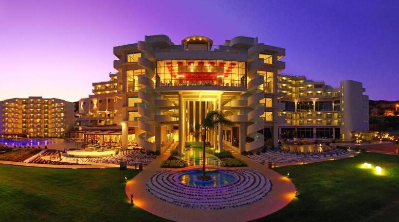 Отель Elysium Resort & Spa