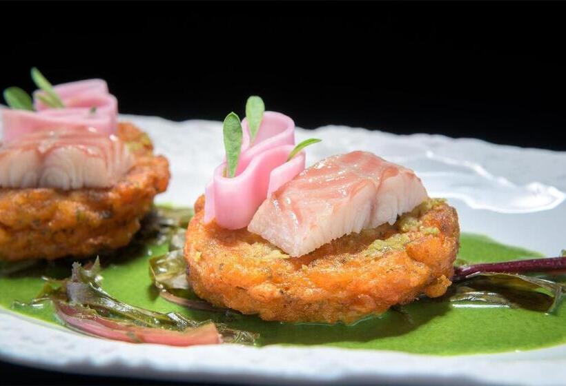 Отель Elysium Resort & Spa