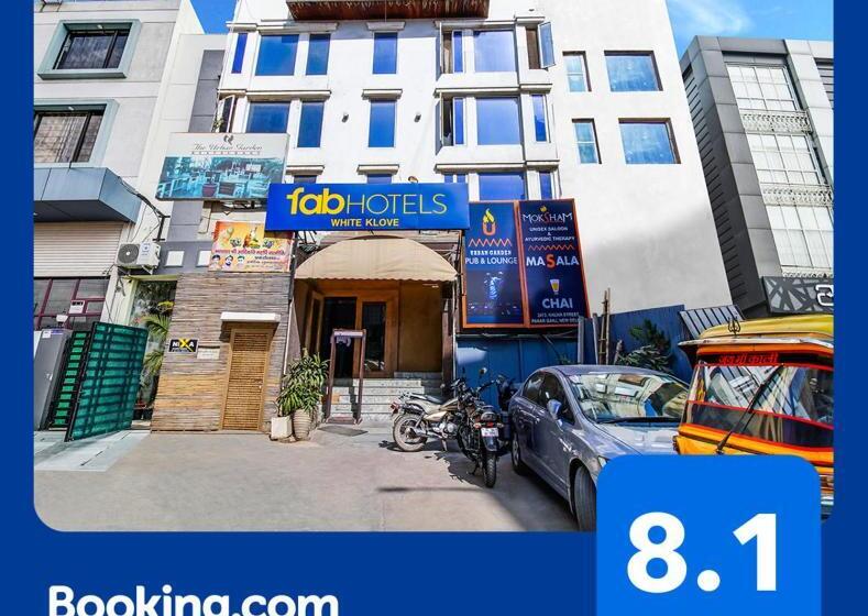 Fabhotel White Klove Paharganj