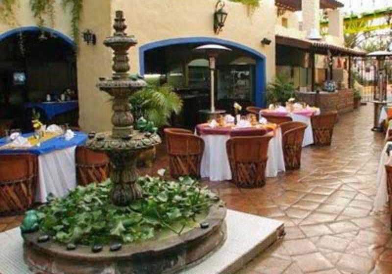 فندق Festival Plaza