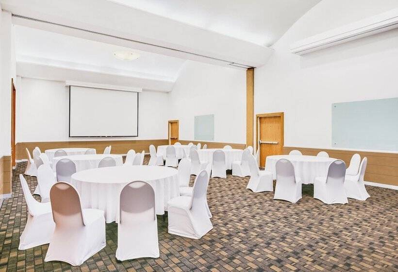 فندق Fiesta Inn Torreon Galerias