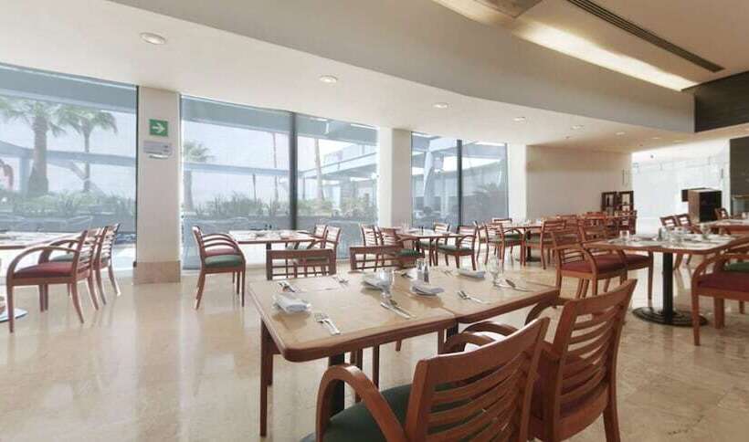 فندق Fiesta Inn Torreon Galerias