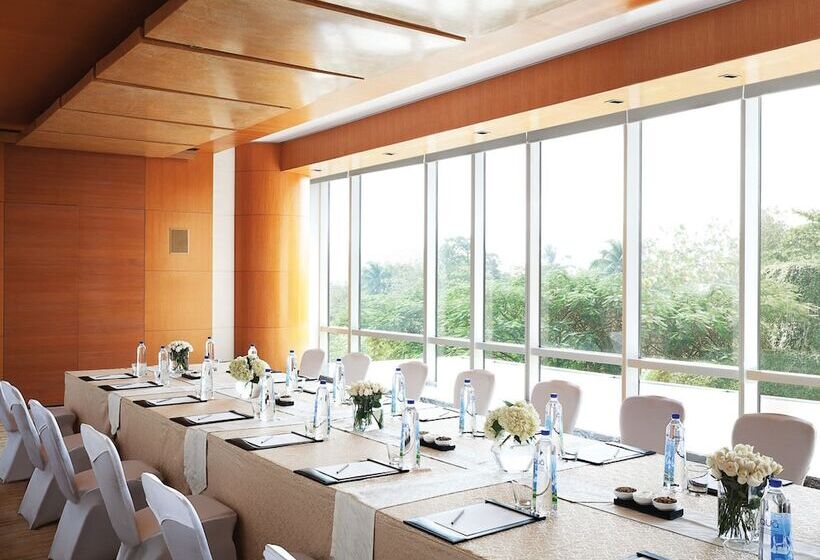 Four Seasons Hotel Mumbai