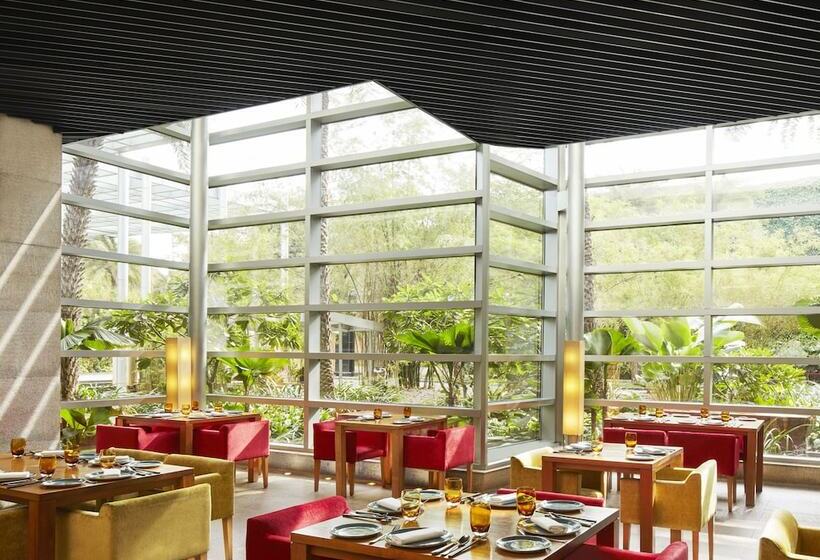 Four Seasons Hotel Mumbai