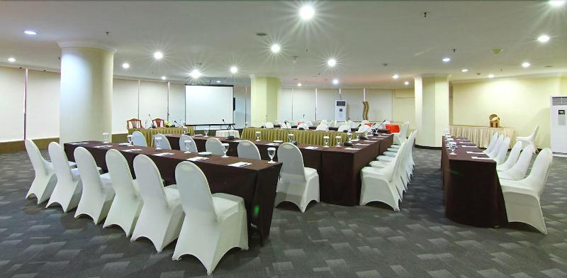 호텔 Grand Arkenso Park View