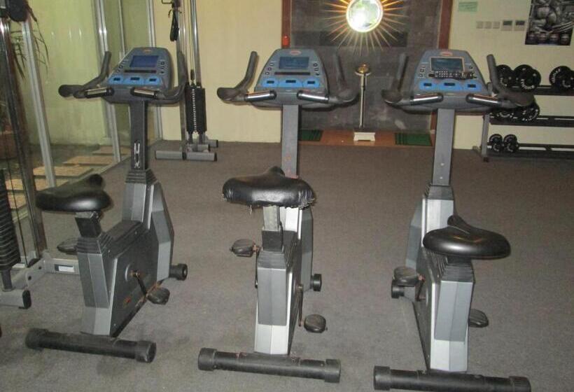 ホテル Grand Pasundan Convention