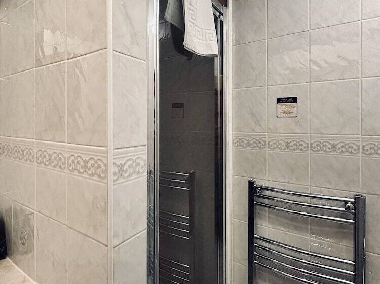 酒店 Guisachan Guest House