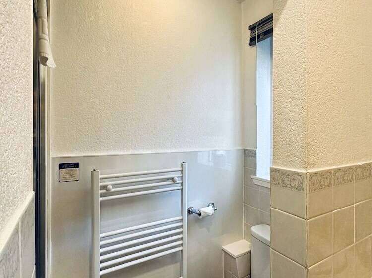 酒店 Guisachan Guest House