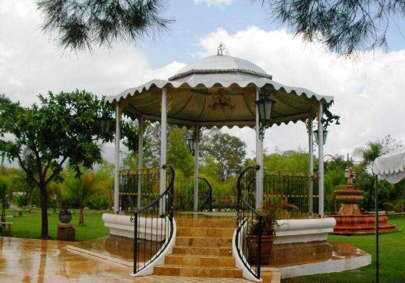 호텔 Hacienda La Puerta De Enmedio