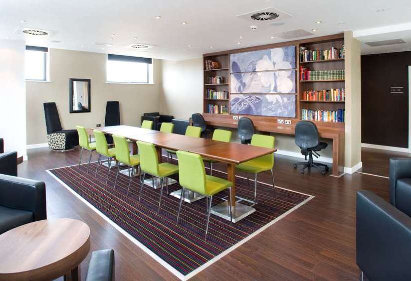 בית מלון כפרי Hampton By Hilton Liverpool City Center