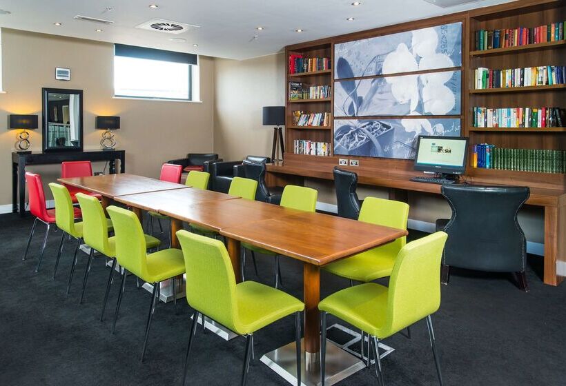 בית מלון כפרי Hampton By Hilton Liverpool City Center